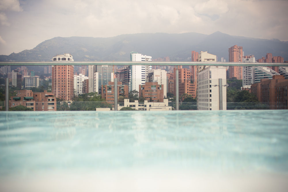 Sites Hotel เมเดยิน ภายนอก รูปภาพ View of the city from the hotel