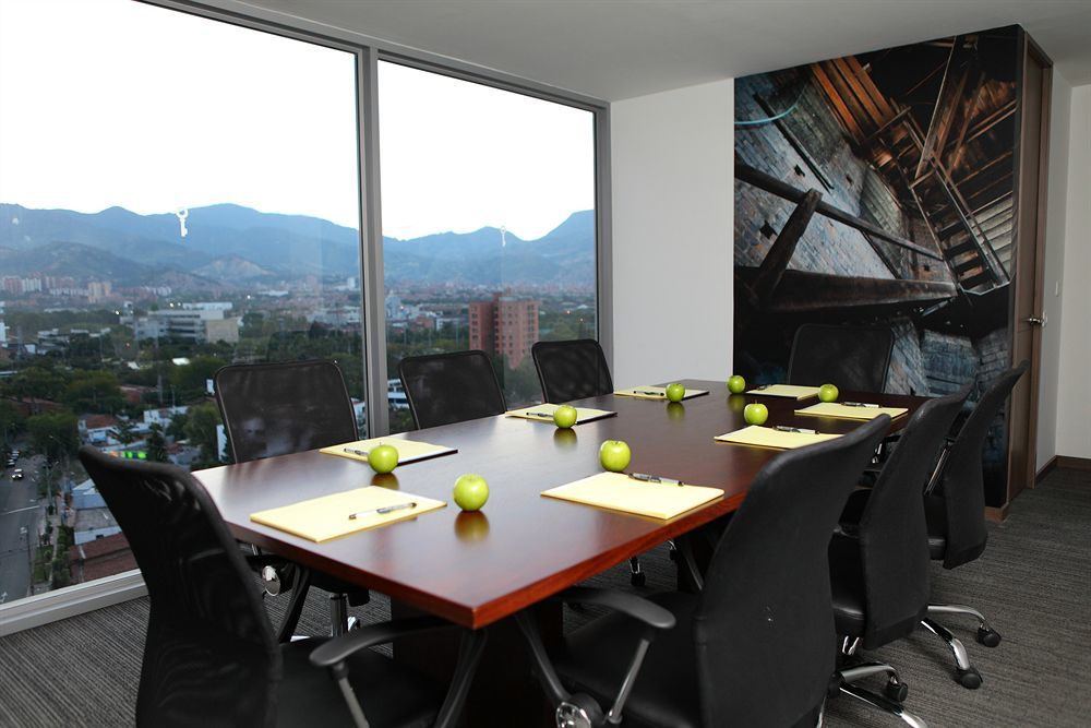 Sites Hotel เมเดยิน ภายนอก รูปภาพ A meeting room