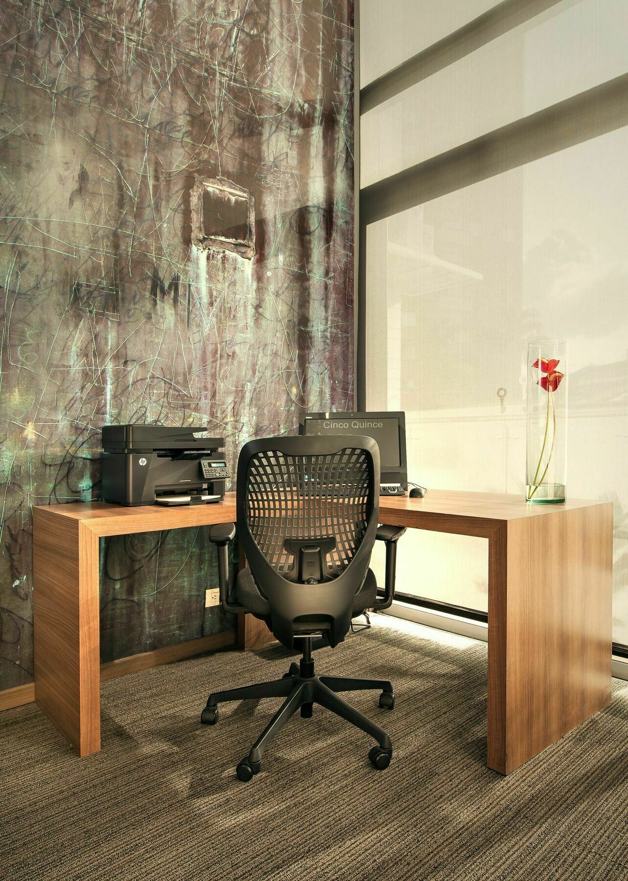 Sites Hotel เมเดยิน ภายนอก รูปภาพ A typical office chair